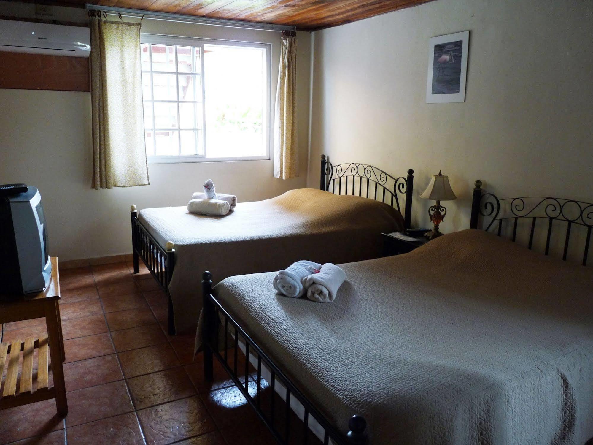 Hotel Posada Isla Chica Bocas del Toro Extérieur photo